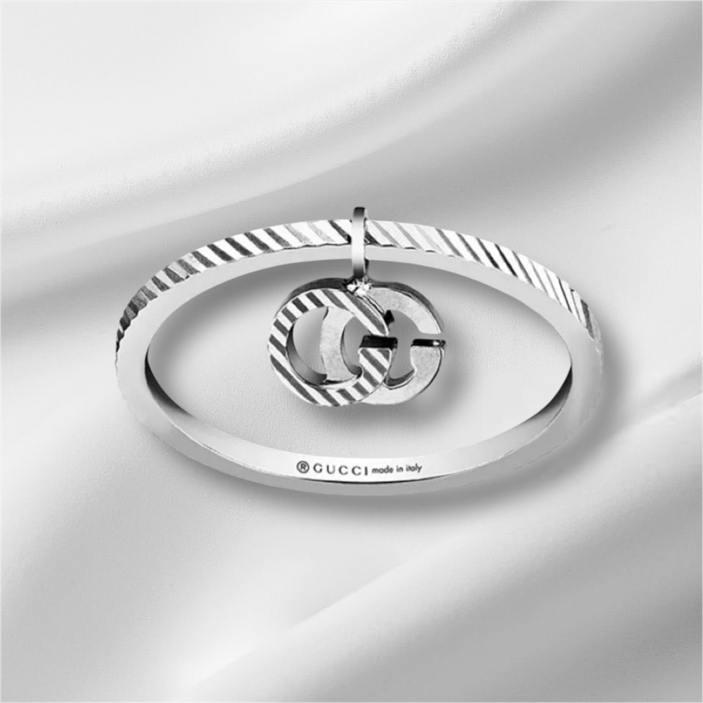 Gucci 100% Authentic 18K White Gold GG Charm Ring ✨